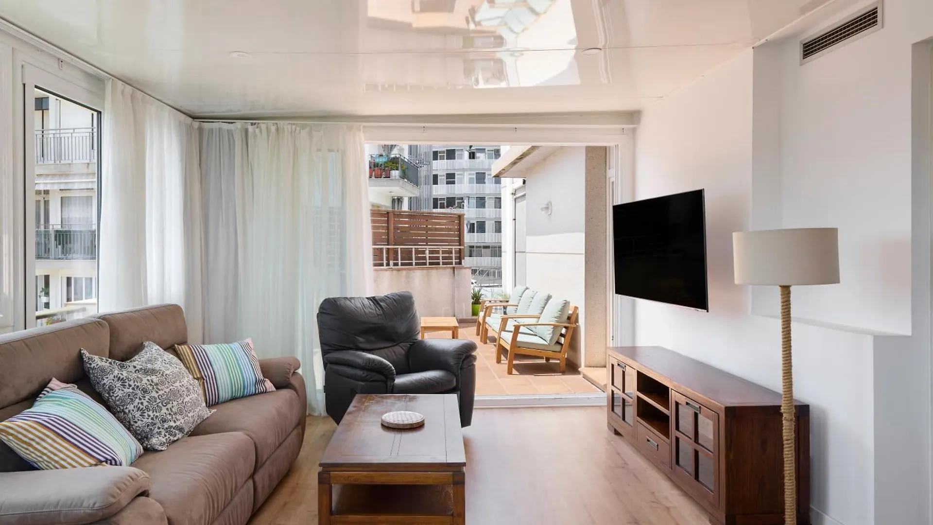 Apartaments Superiors Mtb Only Couples Lloret de Mar España